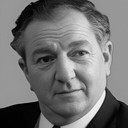 Rupert Davies als Mr. Clemens