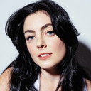 Sammy Smedley als Victoria Harrell