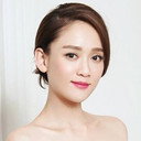 陳喬恩 als 'Elaine' Chen Xin-yi