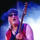 Roger Glover als Bass