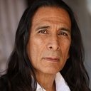 Gregory Zaragoza als Abenaki Chief