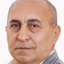 Abbas Qahramanov als Man