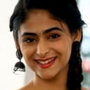 Palak Lalwani als Kalyani