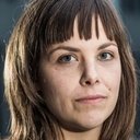 Eline Kuppens als Collega van Yoeri