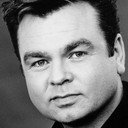 Pär Lindskog als Alfred