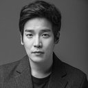 김남우 als Soo-jin's Co-worker