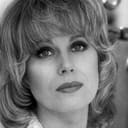 Joanna Lumley als Aunt Emma