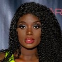 Nimi Adokiye als Serah