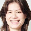 Emilie Verheul als Party Friend