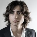 Aidan Gallagher als Boy with Eels / Aidan Gallagher