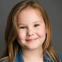 Abigail Oliver als Nev (voice)