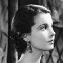 Moira Lynd als Angela Burrows