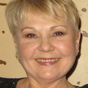 Liudmyla Sachenko als Head Teacher