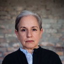 Vivian Kanner als Esther Bosniak