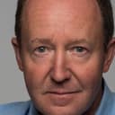 Jonathan Watson als Colin