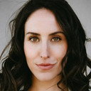 Arianna Papalexopoulos als Ava