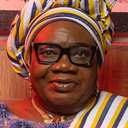 Lanre Hassan als Mama O