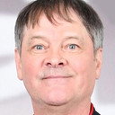 Mark Heap als Registrar