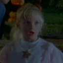 Hayley Lochner als Erin