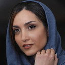 Khatereh Asadi als Negar