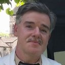 Norbert Brondeau als The Bathtub Man