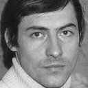 Виталий Юшков als Володя Каретников
