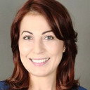 Selda Özbek als Şükran