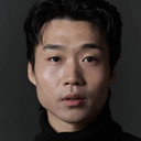 Shin Dong-ho als Police 1