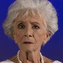 Δέσποινα Μπεμπεδέλη als Alexandros' Mother