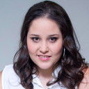 Ines Ochoa als Party Goer