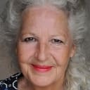 Roselyne Geslot als Alcoholic Anonymous