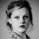 Tine Cartuyvels als Helen