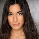 Charissa Buhagiar als Emma