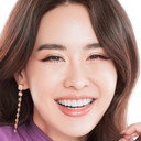 Sujira Arunpipat als Pra Suriyong Taywee