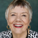Annette Holland als Female Interviewee