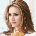 Nazanin Afshin-Jam als Shaggy Chick