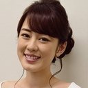 Midori Oka als Hostess