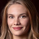 Varga-Járó Sára als Zsófi