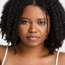 Jordan Joseph als Sylvia