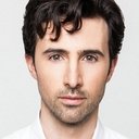 Josh Zuckerman als Young Evil