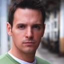 Joshua Rollins als SWAT Sniper