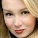 Deanna Milligan als Silver Sister #1