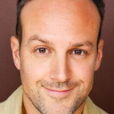 James Bobo als Justin Adamson