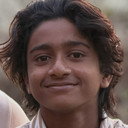 Muhammed Zinaan als Older Balan