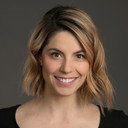 Andrea Martí als Regina Sandoval Ramos