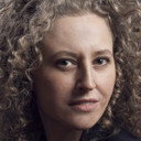 Zeynep Dinsel als Hale