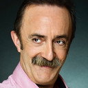 Santi Rodríguez als José Vicente Velasco
