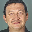 Mete Dönmezer als 