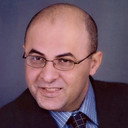 Sameh Abu ElGhar als طبيب المستشفى