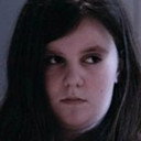 Faye Goodwin als Young Miss Perkins